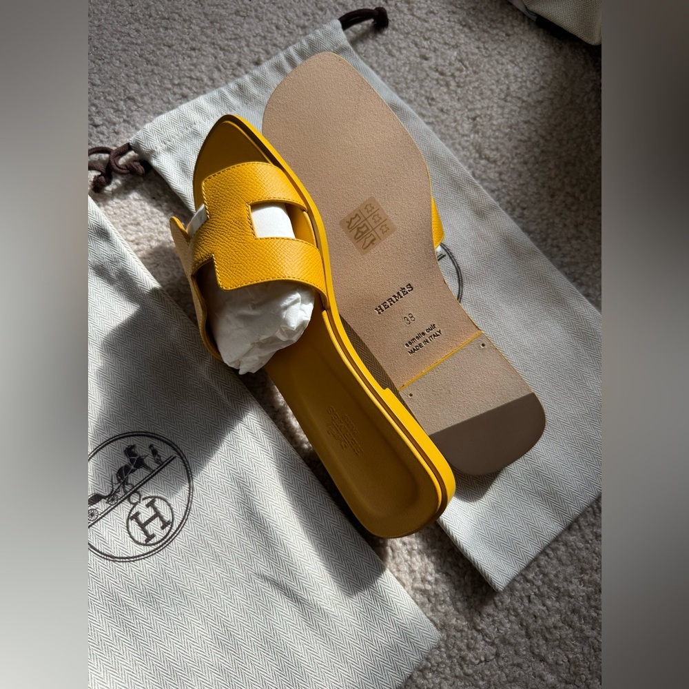 SOLD Authentic brand new Hermes orans. Size 38.